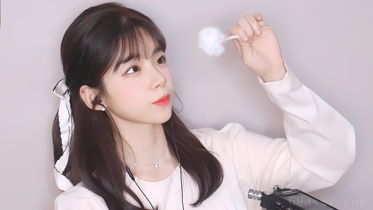 ASMR , 挠痒痒的毛茸茸的耳朵清洁